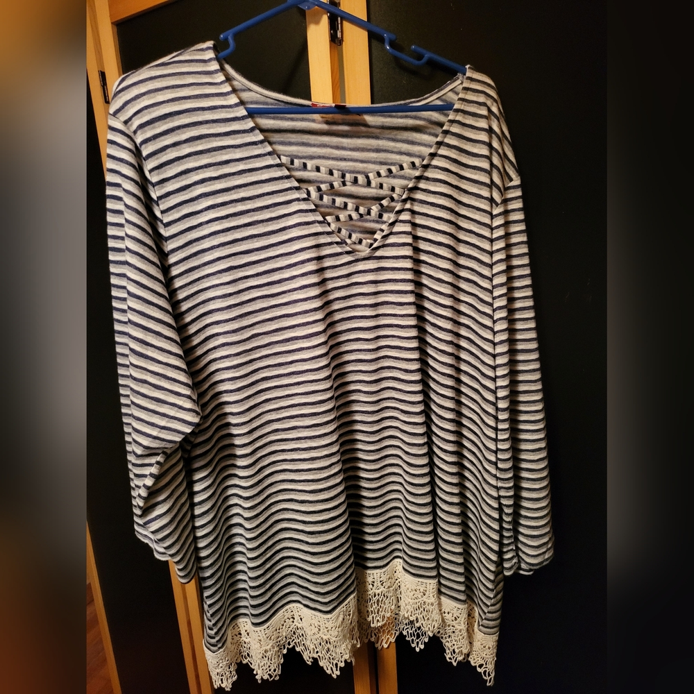 3X Striped V-Neck Sweater With Lace Details